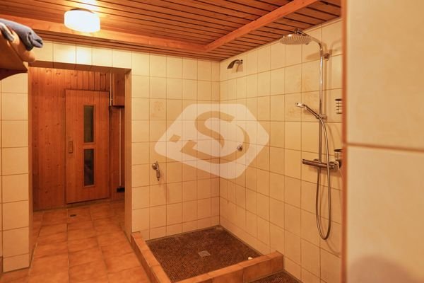 Hotel-Sauna Duschen