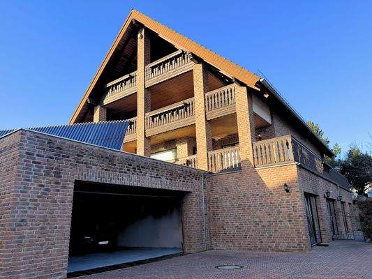 Außenansicht Garage