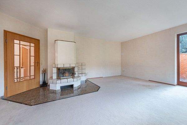 Wohnbereich mit Kamin