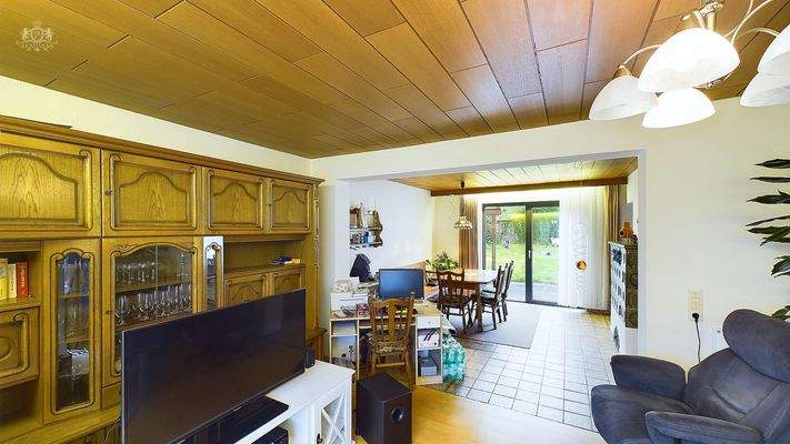 CAM01984G0-PR0409-STILL001