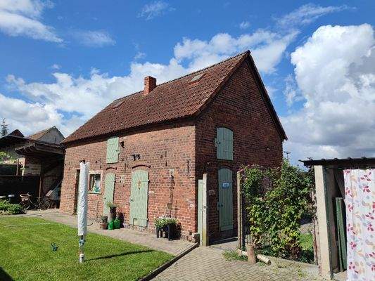 Außen 12 Ringfurth.jpg