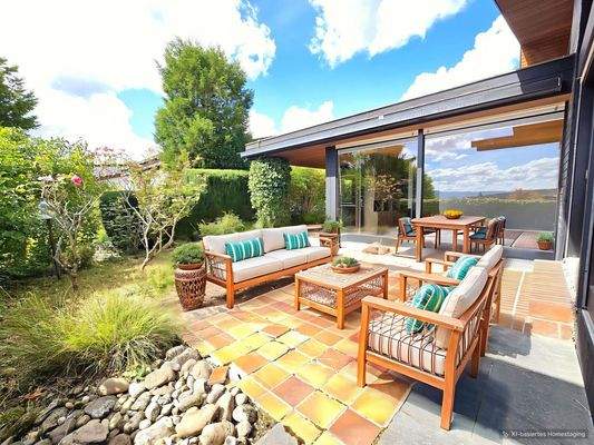 Terrasse SO mit Beispielmöblierung