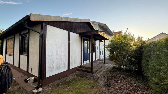 Vorderseite - älteres Haus