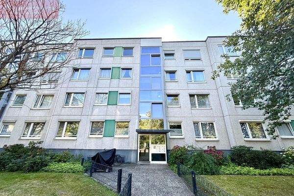 Vorderansicht Gebäude