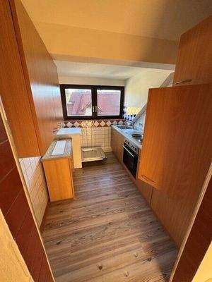 Wohn- Esszimmer - Geräumiges 3 Zimmer Appartement im Dachgeschoss mit PKW-Stellplatz Miete Grödig Salzburg