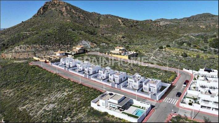 Contemporary House with Private Pool in Mazarrón, Murcia