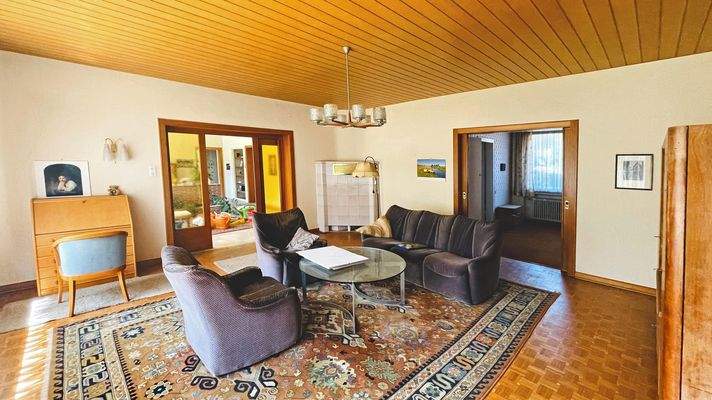 Wohnbereich mit Kachelofen