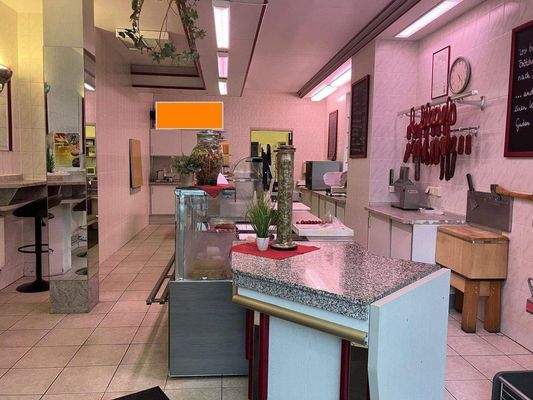 Großer Gewerberaum, Blick vom Eingang.jpg