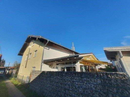 Groß und Modern.jpg