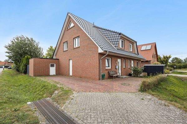 Grundstücksauffahrt