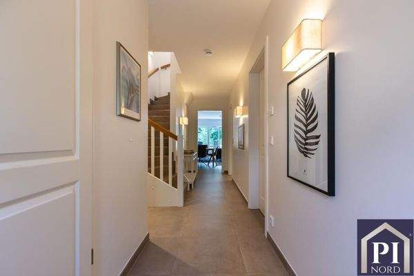 Zentraler Flur im Erdgeschoss