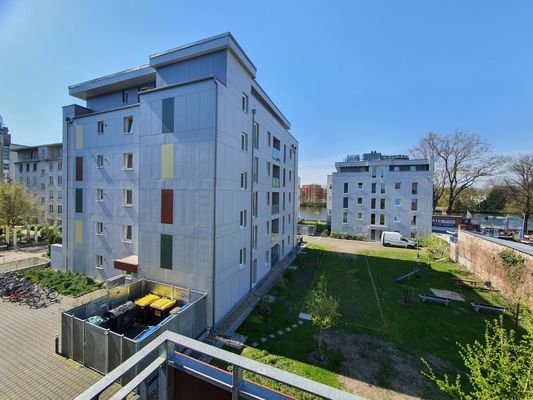 Blick vom Balkon Richtung Spree