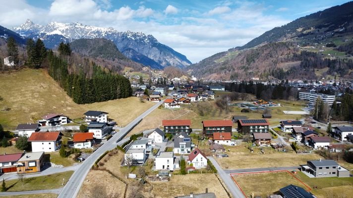 Rote Umrahmung stellt lediglich eine Visualisierung dar und nicht die Vermessung der Grenzen