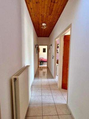 Kreta, Neapoli: Stadthaus mit Garten und Terrasse zu verkaufen