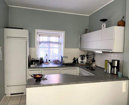 Die praktisch eingerichtete Küche