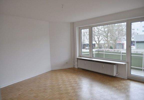 Wohnzimmer im 1.OG links