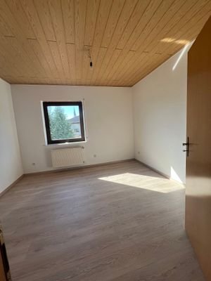 Kinder- oder Arbeitszimmer 