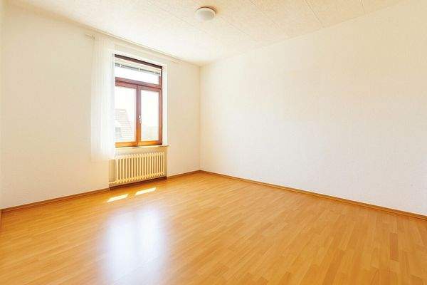 Schlafzimmer leergeräumt