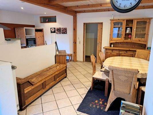 UG Esszimmer Bild 2.jpg