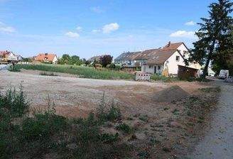 Blick nach Nord mit Erschließungsstraße