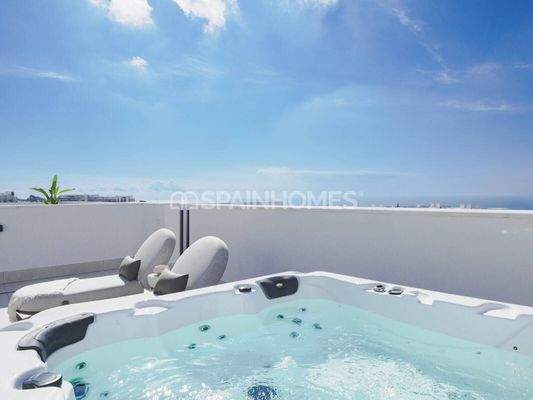 Well-Located Prestigious Apartments in Fuengirola