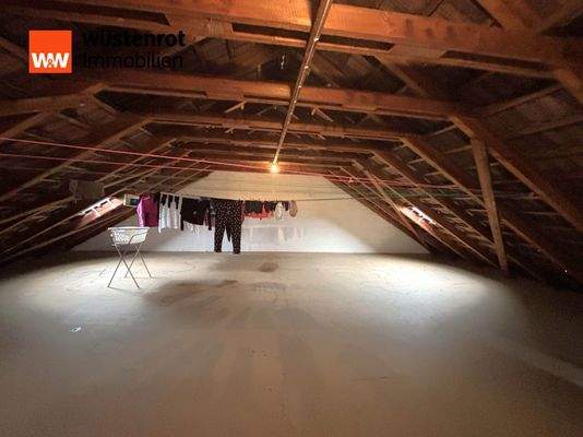 Spitzboden_Wäschetrocknung