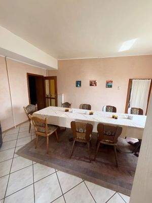 Frühstücksraum 2 - Kopie.jpg