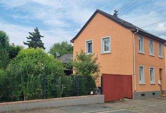 01 Außenansicht Straßenseite