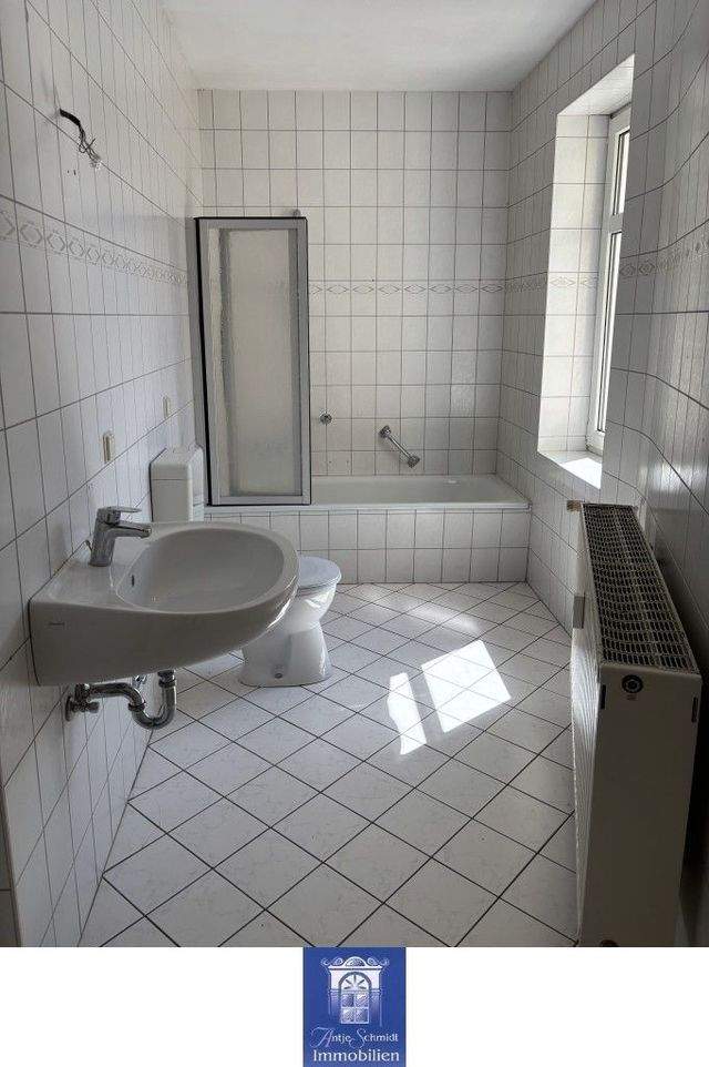 Individuelle Wohlfühlwohnung mit Balkon und Tageslichtbad mit Wanne! - Foto 2