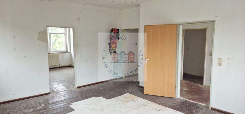 WhatsApp Image 2025-11-20 at 21.18.01 (1)