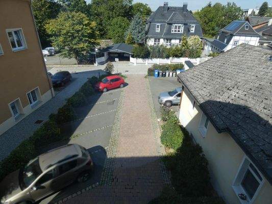 Blick zu den Stellplätzen