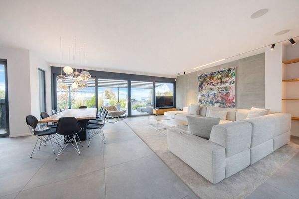 Wohn-/Essbereich Ansicht I