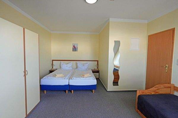 Schlafzimmer Wohnung 8