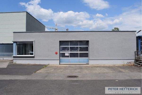 Zufahrt Warenannahme