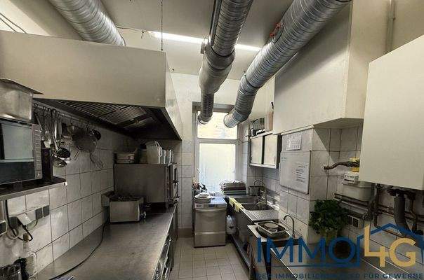 e17cd631-ef6b-44ad-8c66-87a1a5d38700