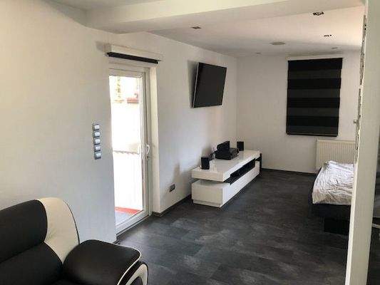 Schlafzimmer I OG Zugang Balkon Eigentümerwohnung