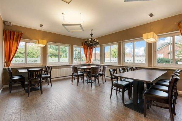 Gastronomie für ca. 50 Pers.