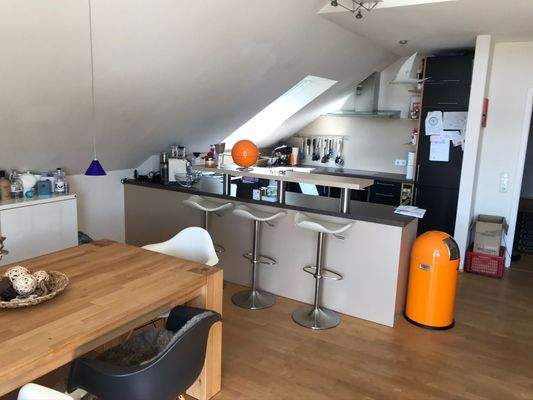 Lindenstr. Foto Küche_Essen.jpg