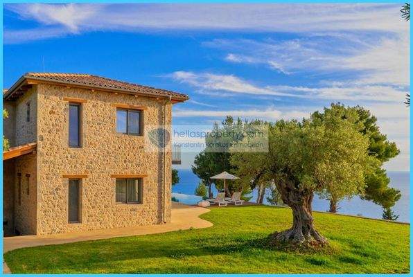 2bfb8ef286ab4a6b9ae53c0f7d2ccd9e-original