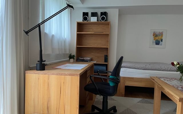 Wohnung mieten Stuttgart Vaihingen möbliert wohnen auf Zeit bei urbanbnb 1.jpg