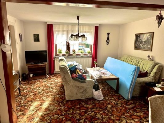 9-Wohnzimmer