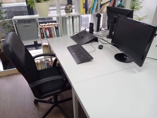 Möbliertes Büro im Coworking Space