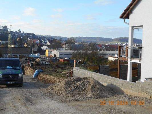 Arbeiten an Haupterschließungsstraße sind begonnen