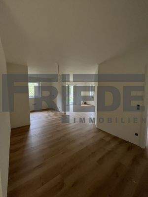 Wohn-, Ess- und Kochbereich