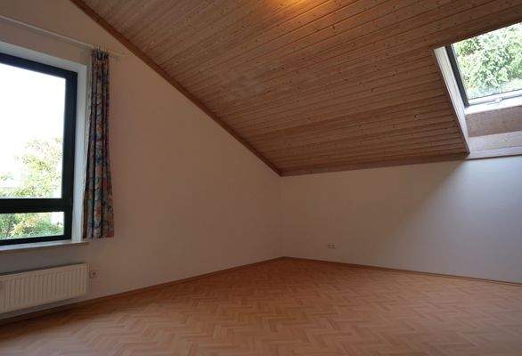 Schlafzimmer/Arbeitszimmer 1