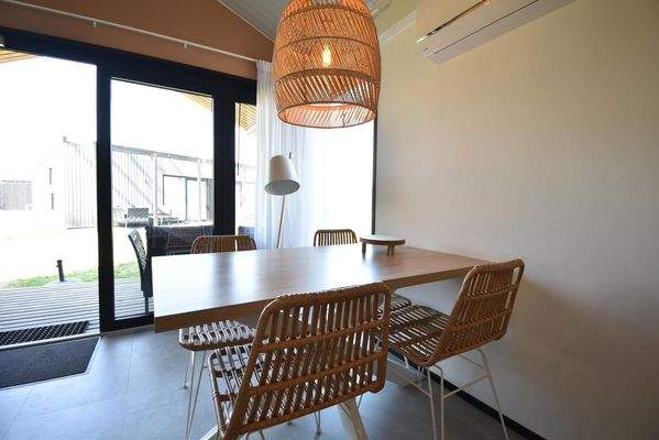 Ferienhaus-zu-verkaufen-Lakeside-Resort-Brielle 020