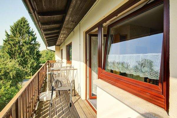 Balkon 1. OG dto. 2. OG