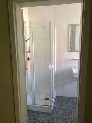 Dusche Erdgeschoss