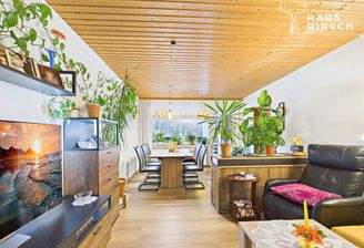 Wohnzimmer/Esszimmer