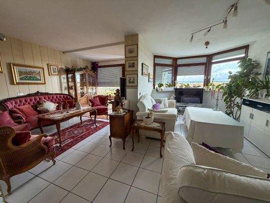 Das helle Wohnzimmer